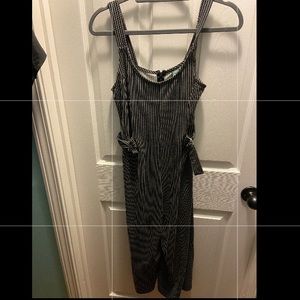 Wild Fabel Size Extra Small Black And White Strip Overalls/Romper